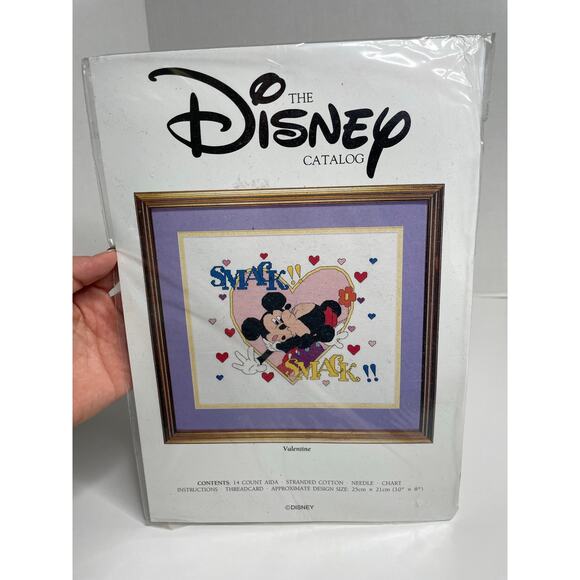 NEW Disney Catalog Mickey & Minnie Mouse Valentine’s Day Cross Stitch Kit - Picture 1 of 5